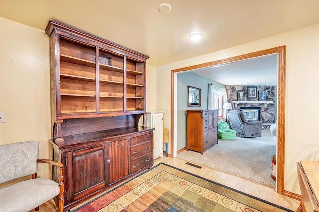2429 DOWNY STREET, Green Bay, WI 54303