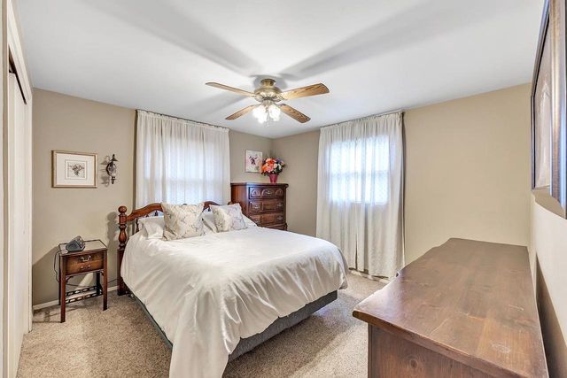 2429 DOWNY STREET, Green Bay, WI 54303