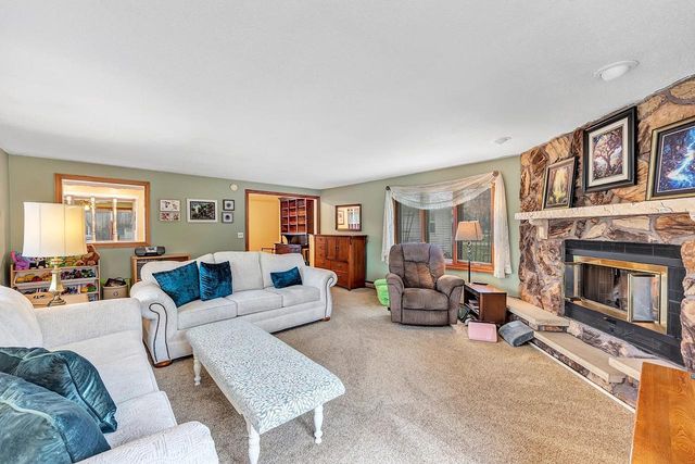 2429 DOWNY STREET, Green Bay, WI 54303