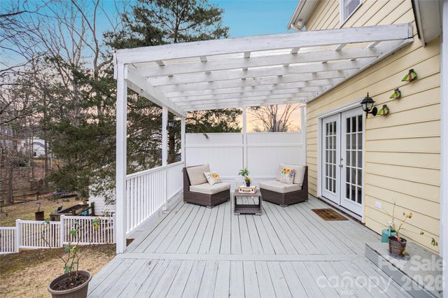 2316 Wineberry Court, Matthews, NC 28105