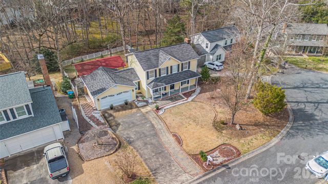2316 Wineberry Court, Matthews, NC 28105