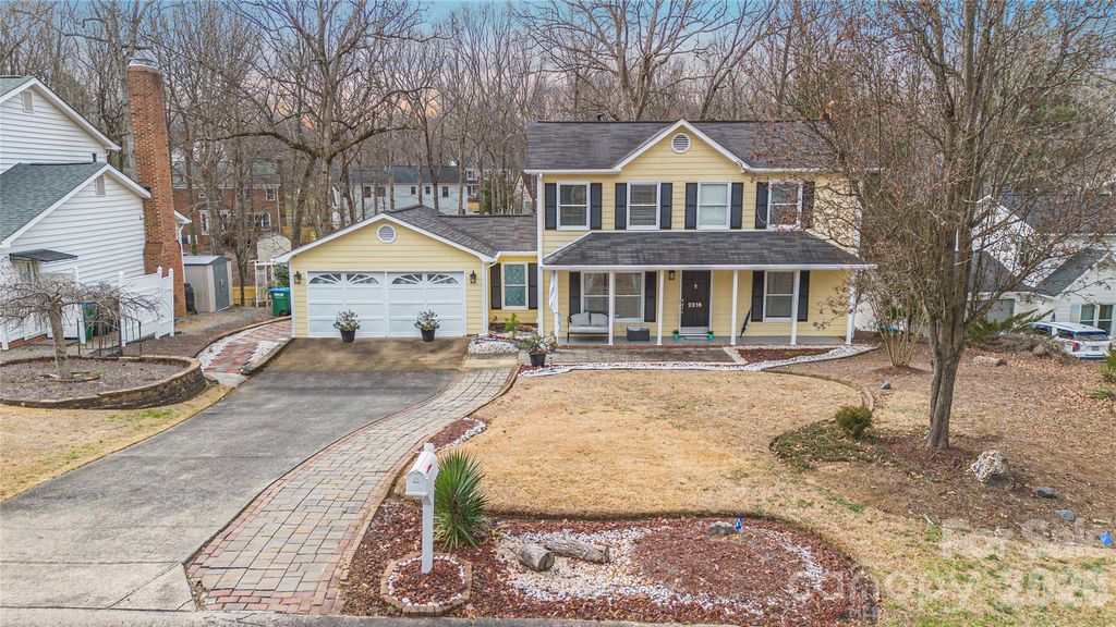 2316 Wineberry Court, Matthews, NC 28105