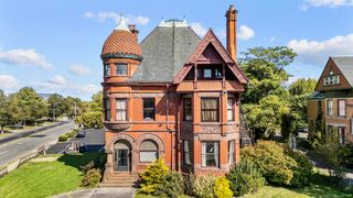 2 Wethersfield Avenue, Hartford, CT 06114