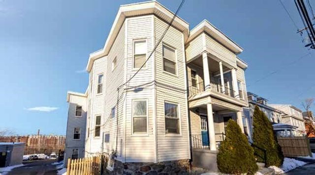 129 S Elm St, Haverhill, MA 01835