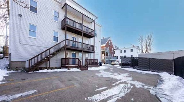 129 S Elm St, Haverhill, MA 01835