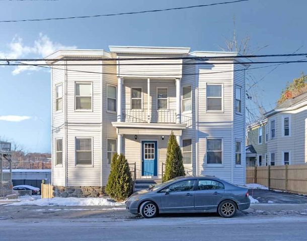 129 S Elm St, Haverhill, MA 01835