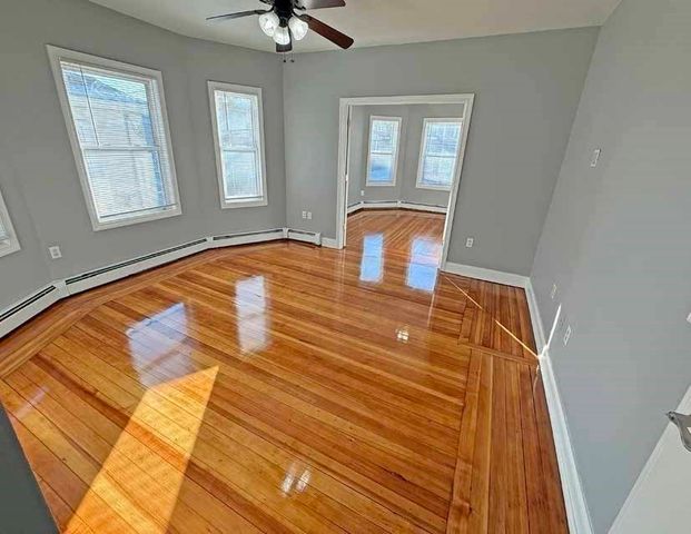 129 S Elm St, Haverhill, MA 01835