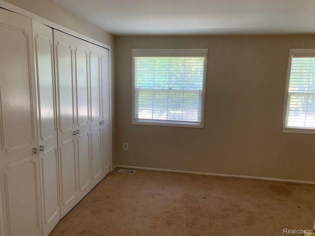 1555 Brentwood Drive Apt 149, Troy, MI 48098