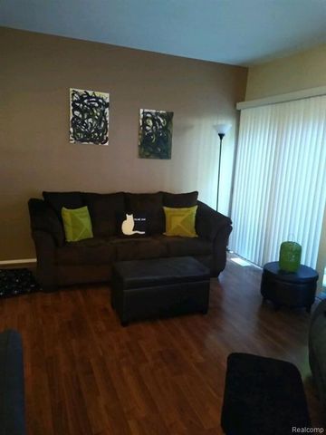 1555 Brentwood Drive Apt 149, Troy, MI 48098