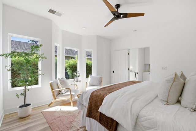 1333 Hoover Street, Menlo Park, CA 94025