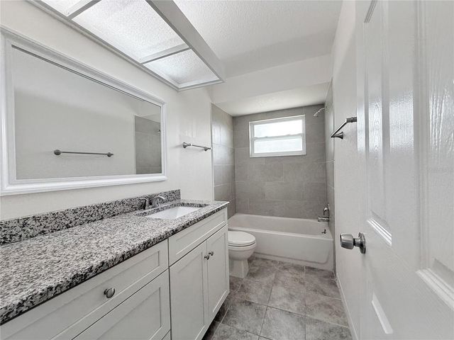 1565 SEABREEZE STREET, Clearwater, FL 33756