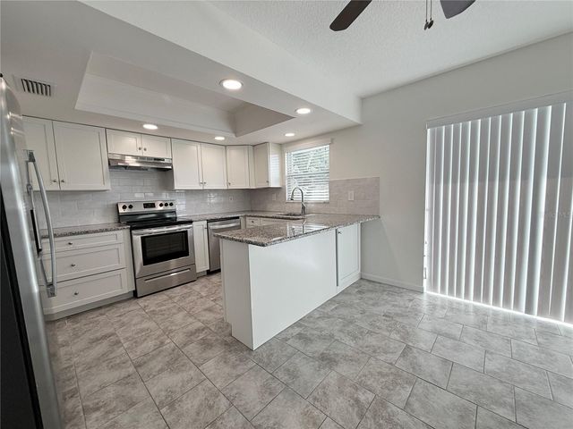 1565 SEABREEZE STREET, Clearwater, FL 33756