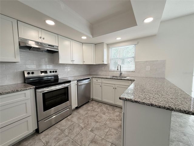 1565 SEABREEZE STREET, Clearwater, FL 33756