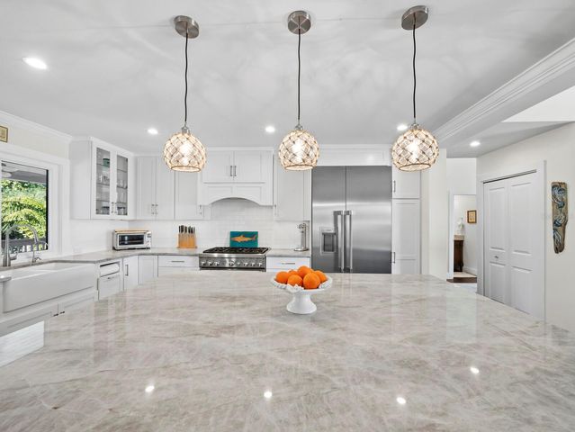 3458 ANGLIN DRIVE, Sarasota, FL 34242