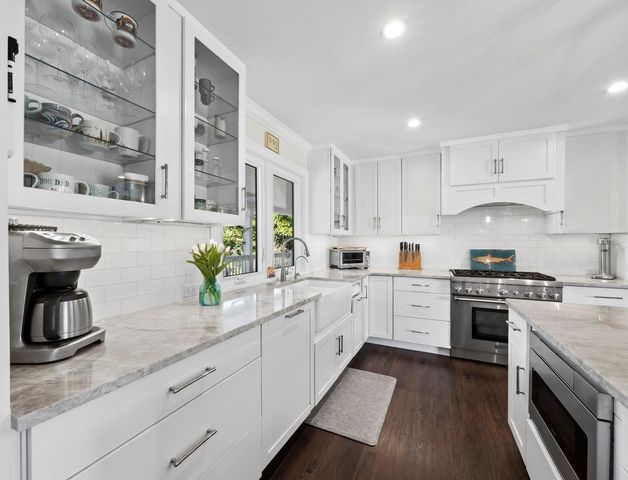 3458 ANGLIN DRIVE, Sarasota, FL 34242