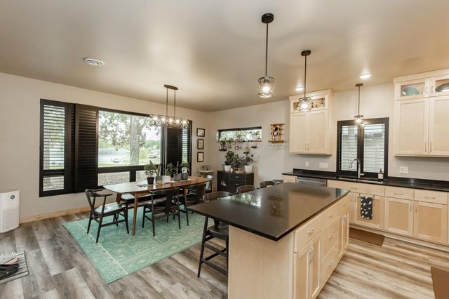 1885 Aspen Drive, Detroit Lakes, MN 56501