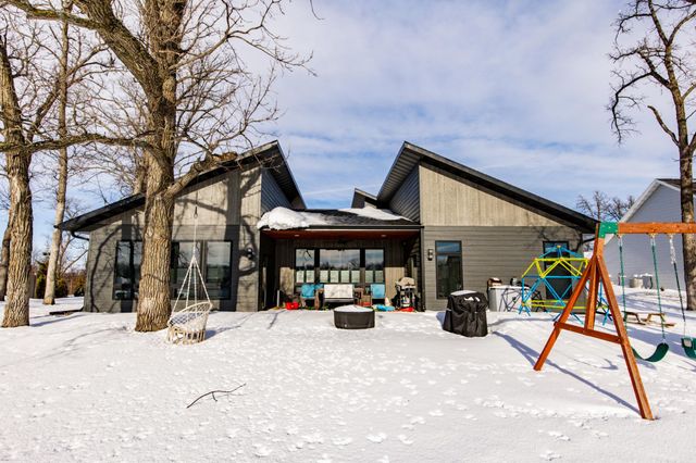 1885 Aspen Drive, Detroit Lakes, MN 56501