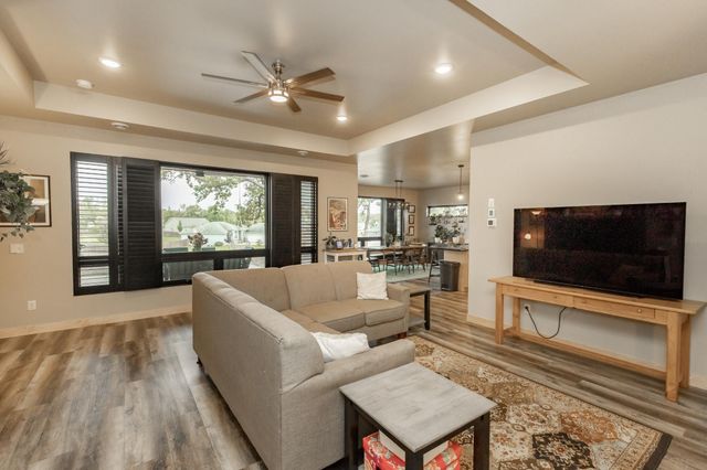 1885 Aspen Drive, Detroit Lakes, MN 56501