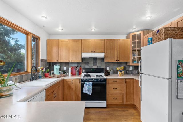 1913 N EAST Street, Flagstaff, AZ 86004