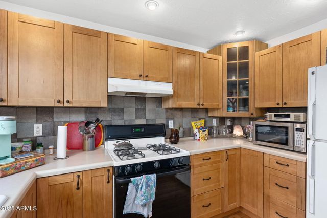 1913 N EAST Street, Flagstaff, AZ 86004