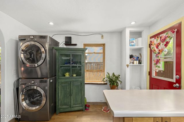 1913 N EAST Street, Flagstaff, AZ 86004