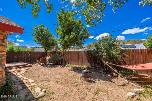 1913 N EAST Street, Flagstaff, AZ 86004