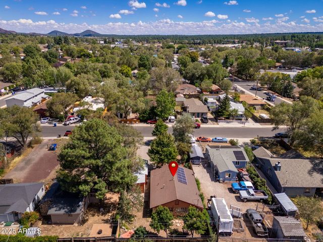 1913 N EAST Street, Flagstaff, AZ 86004