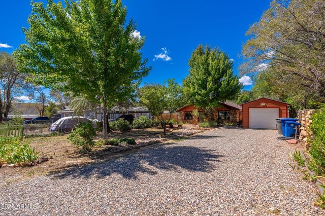 1913 N EAST Street, Flagstaff, AZ 86004