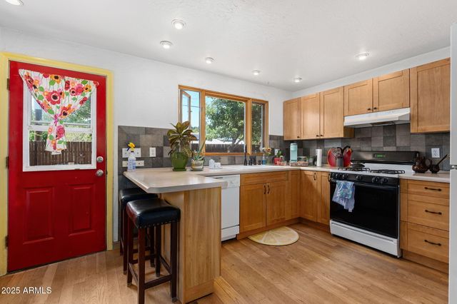 1913 N EAST Street, Flagstaff, AZ 86004