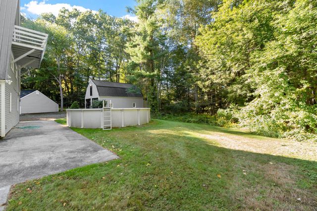 10 Pine Road, North Hampton, NH 03862