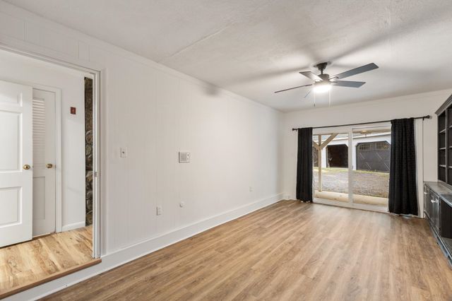 10 Pine Road, North Hampton, NH 03862