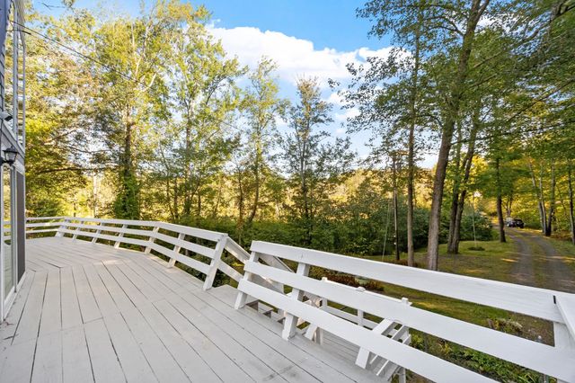 10 Pine Road, North Hampton, NH 03862
