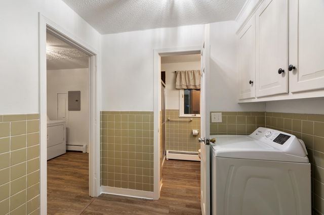 10 Pine Road, North Hampton, NH 03862