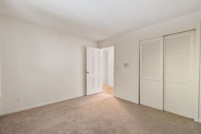 10 Pine Road, North Hampton, NH 03862