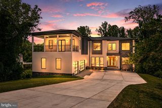 1434 WAGGAMAN CIR, Mclean, VA 22101
