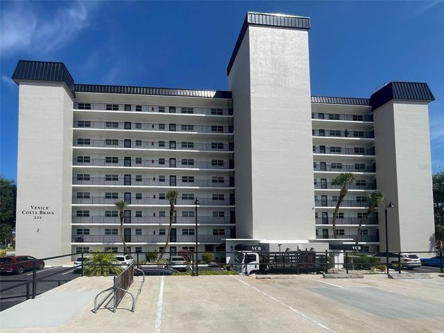 232 SAINT AUGUSTINE AVENUE 207, Venice, FL 34285