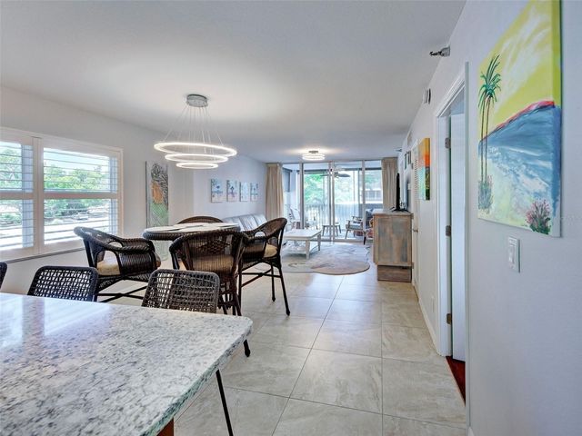 232 SAINT AUGUSTINE AVENUE 207, Venice, FL 34285