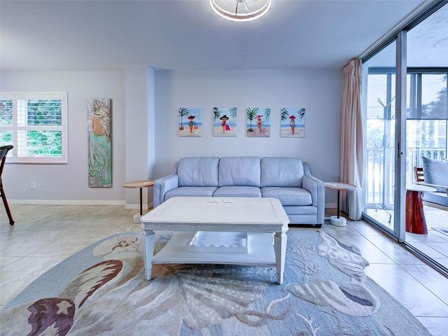 232 SAINT AUGUSTINE AVENUE 207, Venice, FL 34285