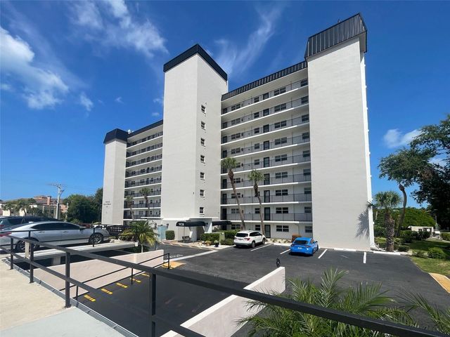 232 SAINT AUGUSTINE AVENUE 207, Venice, FL 34285