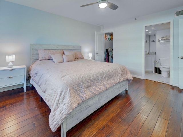 232 SAINT AUGUSTINE AVENUE 207, Venice, FL 34285
