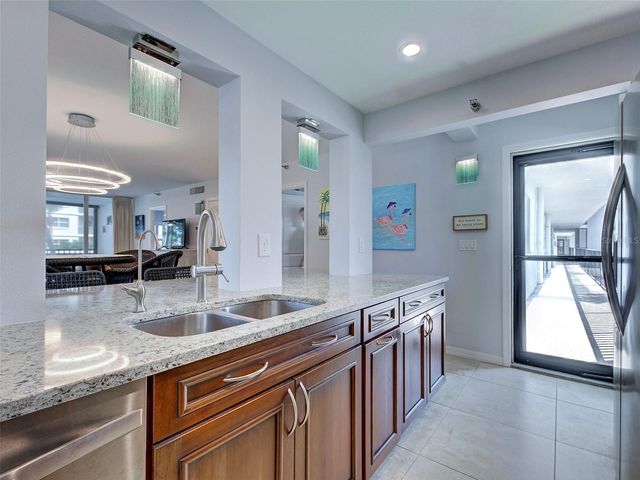 232 SAINT AUGUSTINE AVENUE 207, Venice, FL 34285