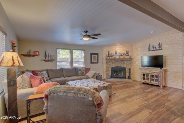 17040 BIG SKY Drive, Munds Park, AZ 86017