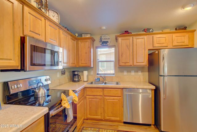 17040 BIG SKY Drive, Munds Park, AZ 86017