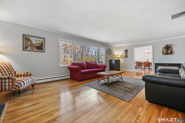 140 Signal Hill Road, Wilton, CT 06897