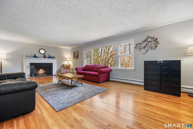 140 Signal Hill Road, Wilton, CT 06897