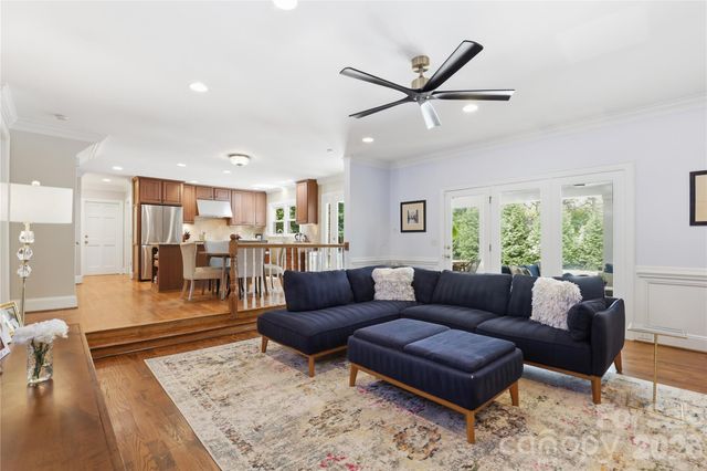 10040 Berkeley Forest Lane, Charlotte, NC 28277