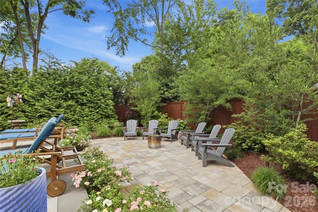 10040 Berkeley Forest Lane, Charlotte, NC 28277