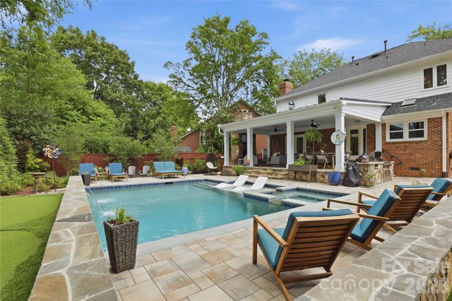 10040 Berkeley Forest Lane, Charlotte, NC 28277