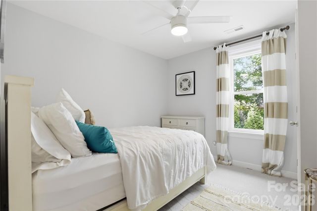 10040 Berkeley Forest Lane, Charlotte, NC 28277