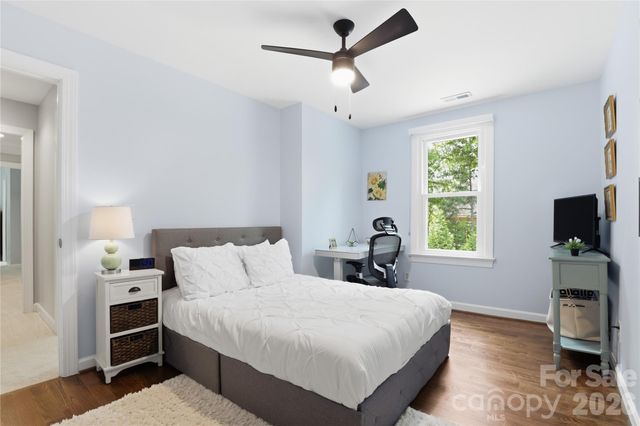 10040 Berkeley Forest Lane, Charlotte, NC 28277